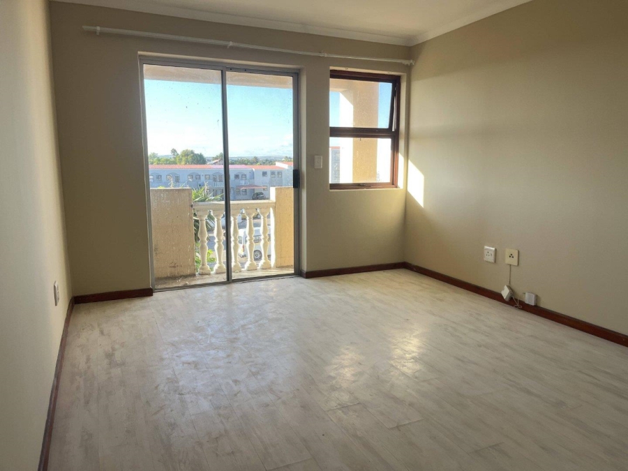 2 Bedroom Property for Sale in Parklands Western Cape